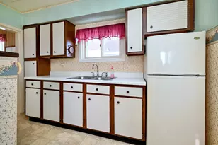 476 W Sanborn St, Winona, MN 55987 - Photo 5