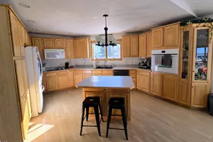 807 8th St SW, Pipestone, MN 56164 - Photo 9