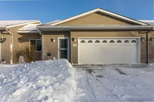 2056 Pratt Circle, Saint Peter, MN 56082 - Photo 1