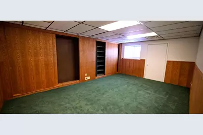 2304 S Broadway Street, Alexandria, MN 56308 - Photo 11