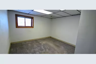 2304 S Broadway Street, Alexandria, MN 56308 - Photo 15