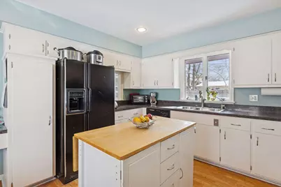 5945 Westmore Way, Golden Valley, MN 55422 - Photo 13