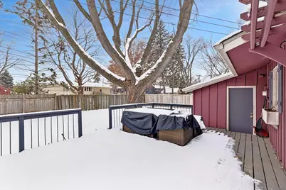 5945 Westmore Way, Golden Valley, MN 55422 - Photo 11