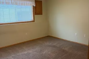 12800 Eastview Curve, Apple Valley, MN 55124 - Photo 9