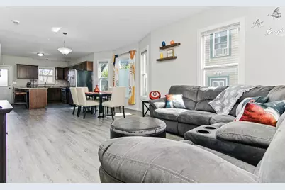 969 Carroll Avenue, Saint Paul, MN 55104 - Photo 3