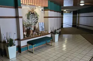 6710 Vernon Ave S, Edina, MN 55436 - Photo 5