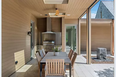 2505 E Lake Of The Isles Parkway, Minneapolis, MN 55405 - Photo 77