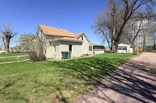 114 S Thompson Ave, Rushmore, MN 56168 - Photo 17