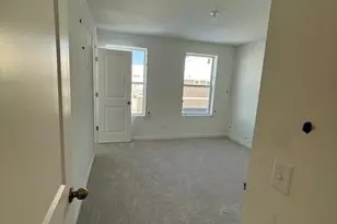 21921 Sawyer Ln, Rogers, MN 55374 - Photo 11