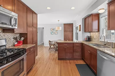 7700 W 13 1/2 Street, Saint Louis Park, MN 55426 - Photo 11