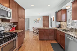 7700 W 13 1/2 St, Saint Louis Park, MN 55426 - Photo 11