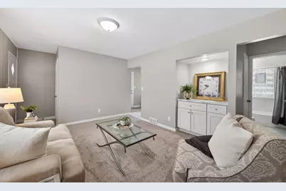 5636 Adair Avenue N, Crystal, MN 55429 - Photo 5