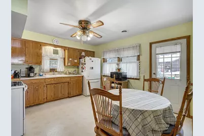 4213 Oakcrest Drive, Vadnais Heights, MN 55127 - Photo 5