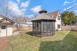 2790 Dean Pkwy, Minneapolis, MN 55416 - Photo 29