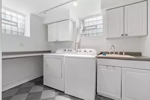 2790 Dean Pkwy, Minneapolis, MN 55416 - Photo 27