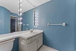 2040 Shenandoah Ct, Plymouth, MN 55447 - Photo 15