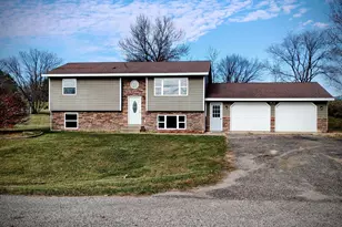 503 1st St SE, Saint Stephen, MN 56375 - Photo 25