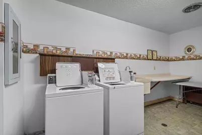 4120 Parklawn Avenue #120, Edina, MN 55435 - Photo 53