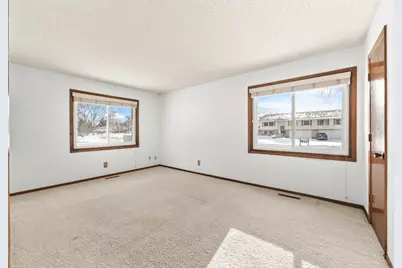 4322 Evergreen Drive #708, Vadnais Heights, MN 55127 - Photo 15