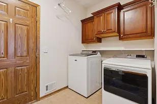 26435 Noble Rd, Excelsior, MN 55331 - Photo 15