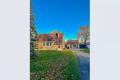1613 5th Avenue E, International Falls, MN 56649 - Photo 1