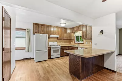 2291 Rockwood Avenue, Saint Paul, MN 55116 - Photo 11