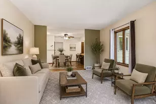2291 Rockwood Ave, Saint Paul, MN 55116 - Photo 1