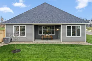 1813 Arrowhead St, Shakopee, MN 55379 - Photo 11