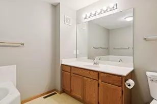 8853 Branson Dr, Inver Grove Heights, MN 55076 - Photo 17