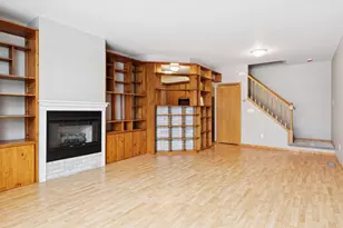 8853 Branson Dr, Inver Grove Heights, MN 55076 - Photo 5