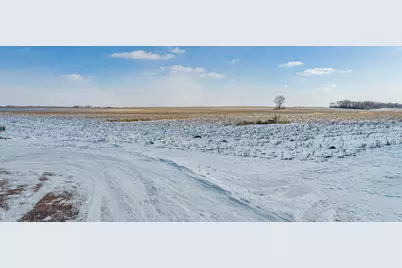 124 Kaukis Drive, Le Sueur, MN 56058 - Photo 3