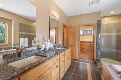 21115 Ridgewood Trail, Lakeville, MN 55044 - Photo 27