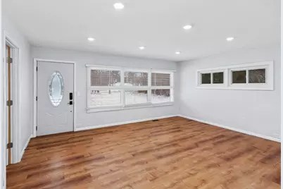 2918 County Road 101 S, Wayzata, MN 55391 - Photo 9