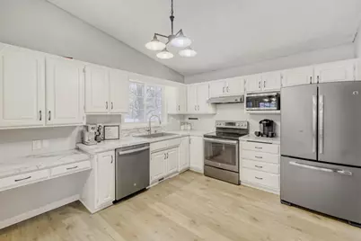 1340 Broadview Avenue, Chaska, MN 55318 - Photo 7