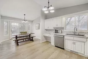 1340 Broadview Ave, Chaska, MN 55318 - Photo 9