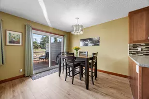 10213 Cavell Cir, Bloomington, MN 55438 - Photo 5