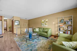 10213 Cavell Cir, Bloomington, MN 55438 - Photo 3