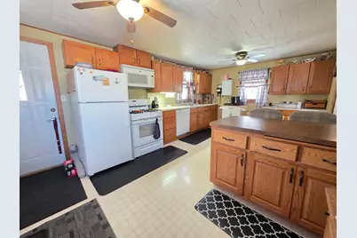 336 McGrann Street, Green Isle, MN 55338 - Photo 3