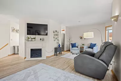 2001 Stonepine Avenue, Hudson, WI 54016 - Photo 9