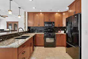 7067 Robinwood Trail, Woodbury, MN 55125 - Photo 13