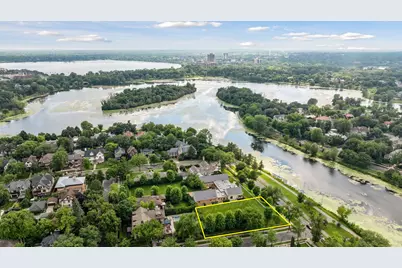 2501 E Lake Of The Isles Parkway, Minneapolis, MN 55405 - Photo 13