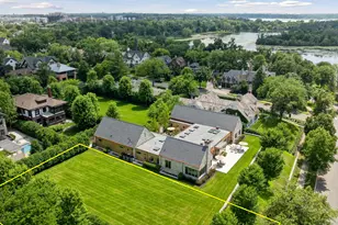 2501 E Lake Of The Isles Pkwy, Minneapolis, MN 55405 - Photo 11