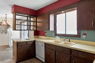 2865 Upper 79th Ct E, Inver Grove Heights, MN 55076 - Photo 9