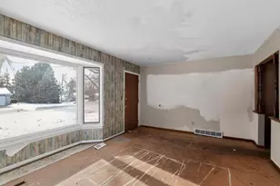 2865 Upper 79th Ct E, Inver Grove Heights, MN 55076 - Photo 5