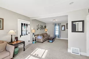 125 N Cedar St, Belle Plaine, MN 56011 - Photo 7