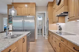 6413 Archer Ln N, Maple Grove, MN 55311 - Photo 9