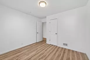 5607 Aldrich Ave N, Brooklyn Center, MN 55430 - Photo 13