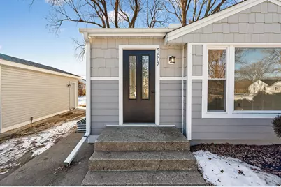 5607 Aldrich Avenue N, Brooklyn Center, MN 55430 - Photo 35