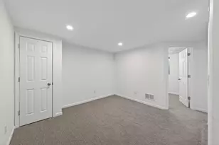 5607 Aldrich Ave N, Brooklyn Center, MN 55430 - Photo 15