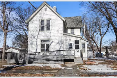 716 1st Street NW, Faribault, MN 55021 - Photo 1